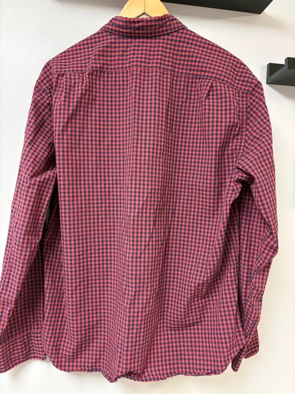 J Crew Slim Untucked Flex  Deep Red/Blue Check Men’s Button Up Long Sleeve Sz XL